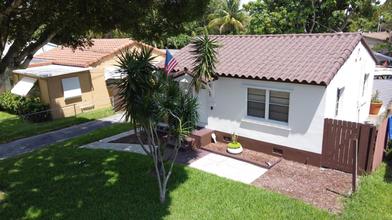 Hammocks & Mini-Golf! 10 Mins From Beach! Hollywood Extérieur photo
