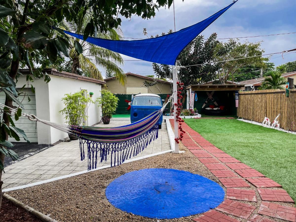 Hammocks & Mini-Golf! 10 Mins From Beach! Hollywood Extérieur photo