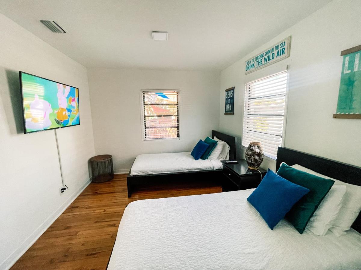 Hammocks & Mini-Golf! 10 Mins From Beach! Hollywood Extérieur photo